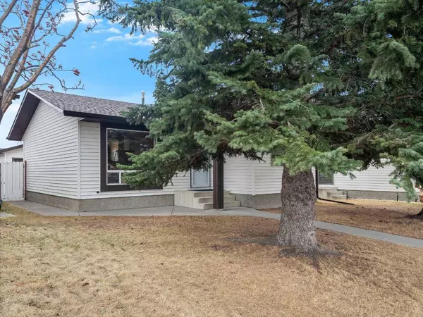 18 Sunnyside PL SE, Airdrie, AB T4B 1S4