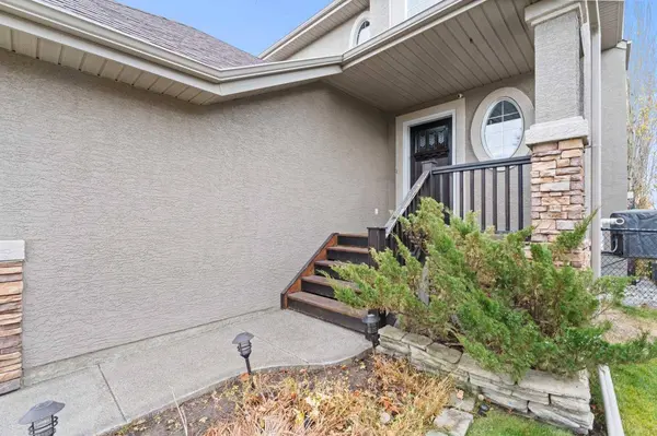 99 Cranwell Close SE, Calgary, AB T3M 1B1