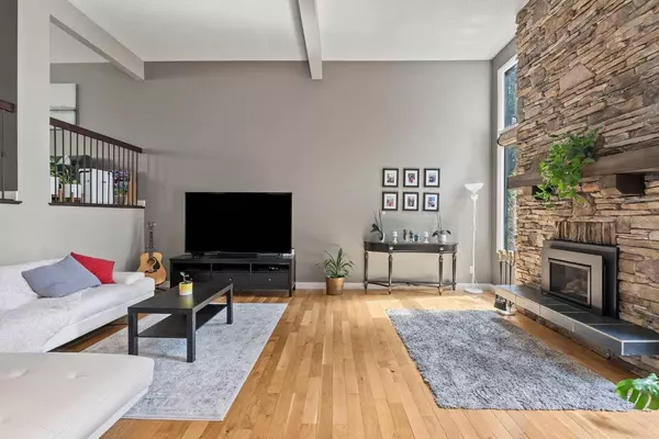 5400 Dalhousie DR NW #12, Calgary, AB T3A 2B4