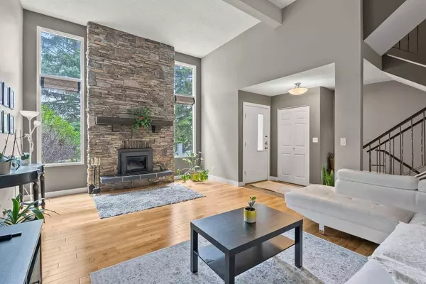 5400 Dalhousie DR NW #12, Calgary, AB T3A 2B4