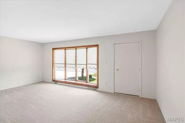 4449 State Route 3, Red Bud, IL 62278