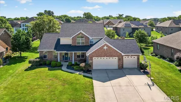 1618 Shadow RDG, Columbia, IL 62236