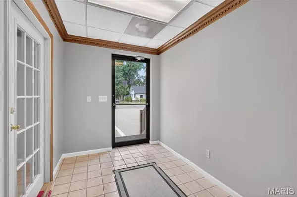 638 N Main ST, Columbia, IL 62236