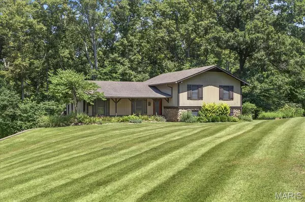 3019 Cedar Ridge LN, Waterloo, IL 62298