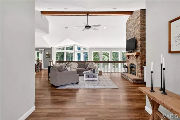 7320 Northwood CT, Millstadt, IL 62260