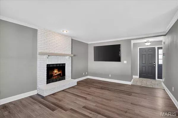 2620 Brookfield CT, Columbia, IL 62236