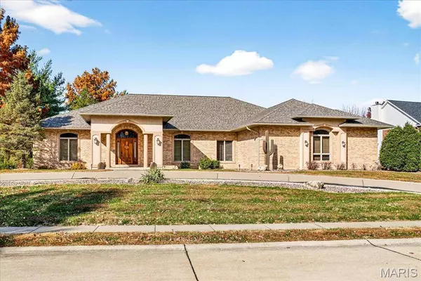 1504 Gedern DR, Columbia, IL 62236