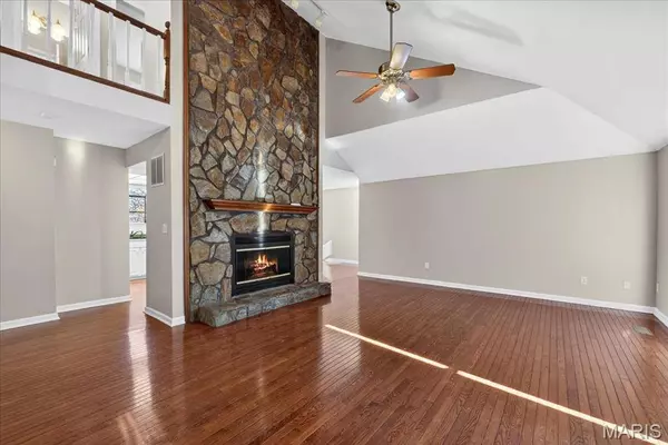 2148 Stone Gate DR, Dupo, IL 62239