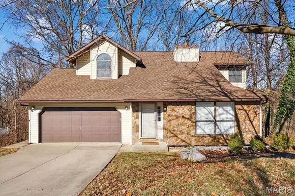 2148 Stone Gate DR, Dupo, IL 62239