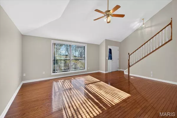 2148 Stone Gate DR, Dupo, IL 62239