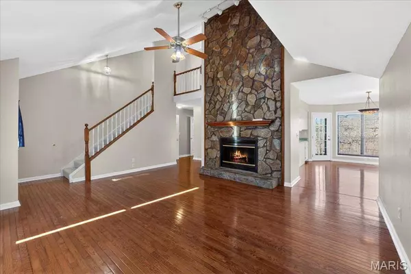 2148 Stone Gate DR, Dupo, IL 62239