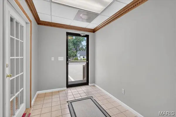 638 N Main ST, Columbia, IL 62236