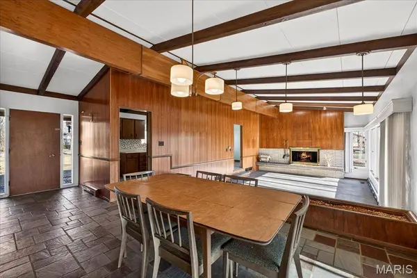 510 Gilmore Lake RD, Columbia, IL 62236