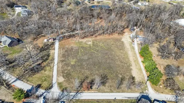 XXX Centerville RD, Columbia, IL 62236