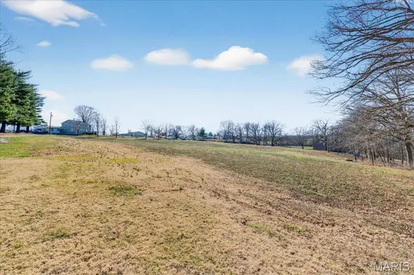 XXX Centerville RD, Columbia, IL 62236