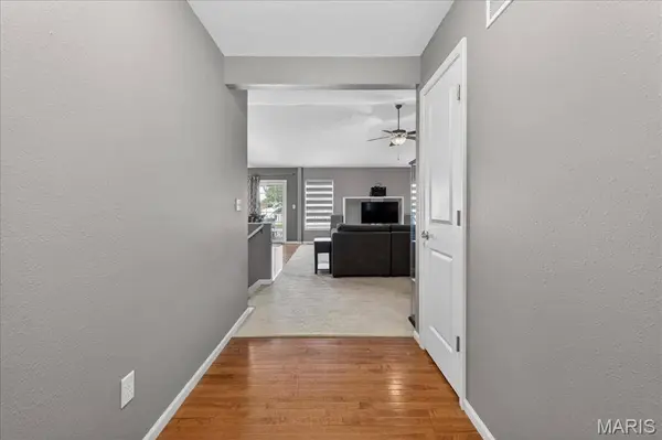 1104 Maplewood LN, Waterloo, IL 62298