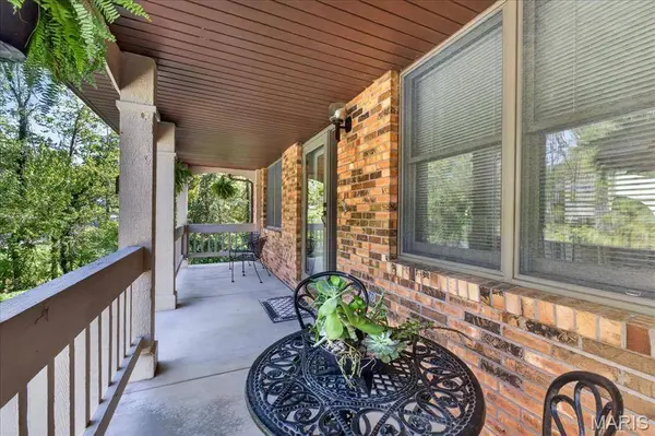 411 John Henry ST, Belleville, IL 62220