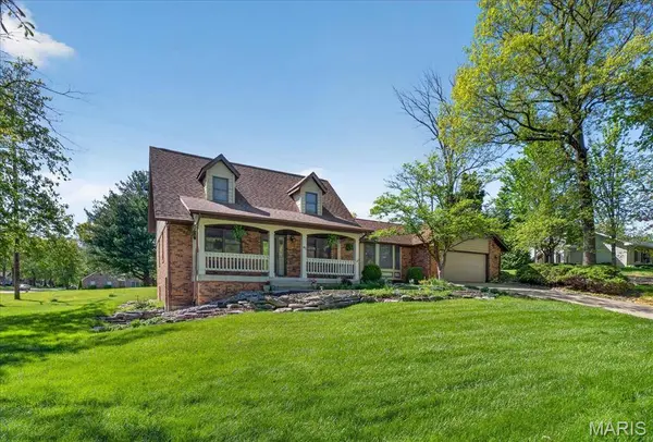 411 John Henry ST, Belleville, IL 62220