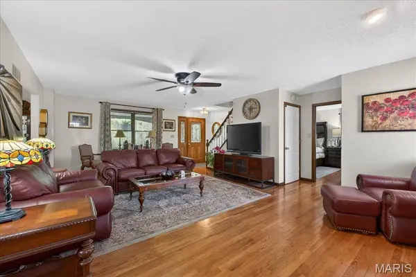 411 John Henry ST, Belleville, IL 62220