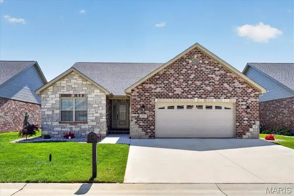 2024 Ravenel, Belleville, IL 62226