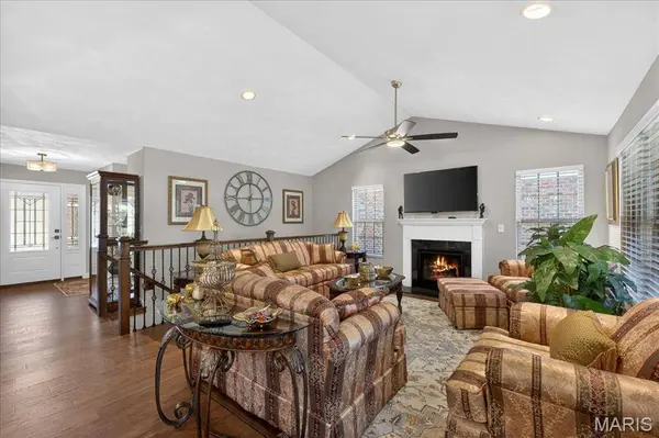 2024 Ravenel, Belleville, IL 62226