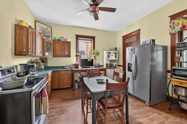 634 N Metter AVE, Columbia, IL 62236