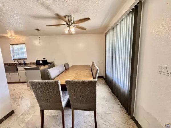 1237 SW Lincoln ST, Topeka, KS 66610