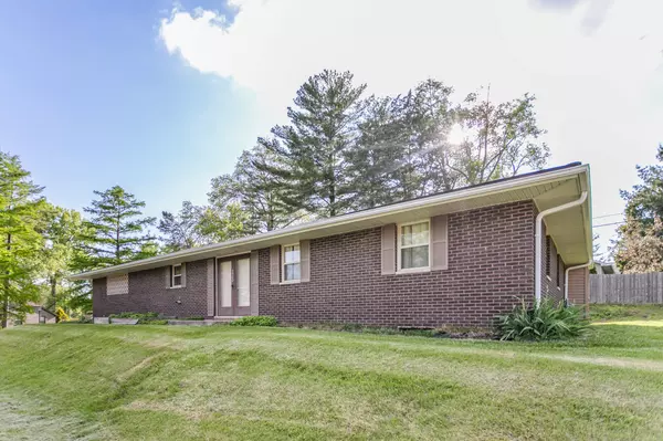 Godfrey, IL 62035-1632,4900 Eiffel Dr