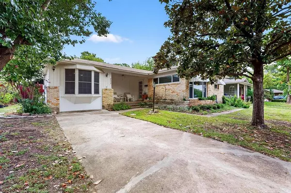 2004 Delmar Drive, Garland, TX 75041