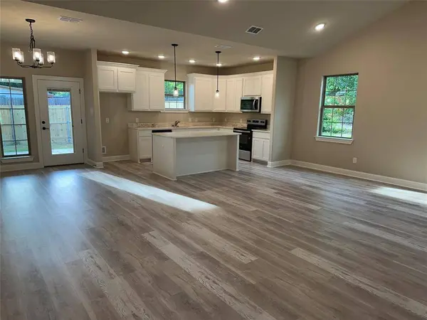 1802 Cumberland Drive, Garland, TX 75040