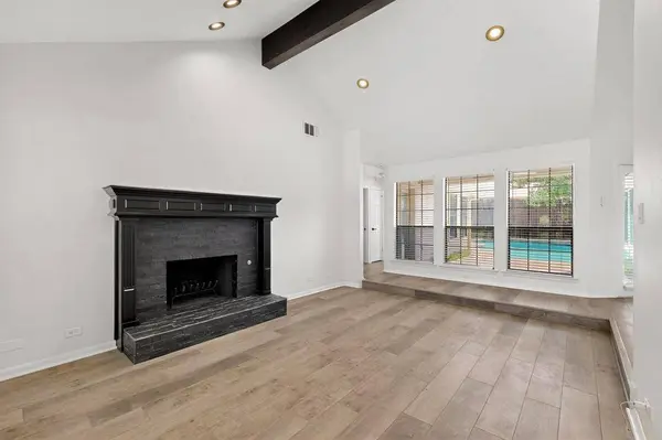 2906 Crooked Creek Drive, Carrollton, TX 75007