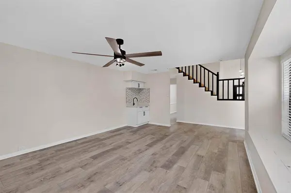 2906 Crooked Creek Drive, Carrollton, TX 75007