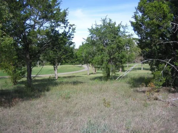 6216 N Aberdeen Drive, Cleburne, TX 76033