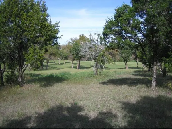 6216 N Aberdeen Drive, Cleburne, TX 76033