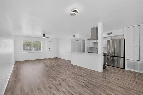 2942 Candlewick Lane, Farmers Branch, TX 75234
