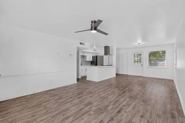 2942 Candlewick Lane, Farmers Branch, TX 75234