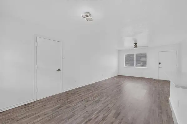 2942 Candlewick Lane, Farmers Branch, TX 75234