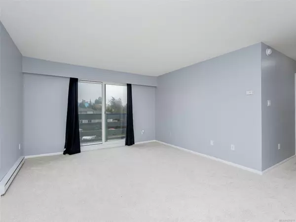 859 Carrie St #302, Esquimalt, BC V9A 5R5