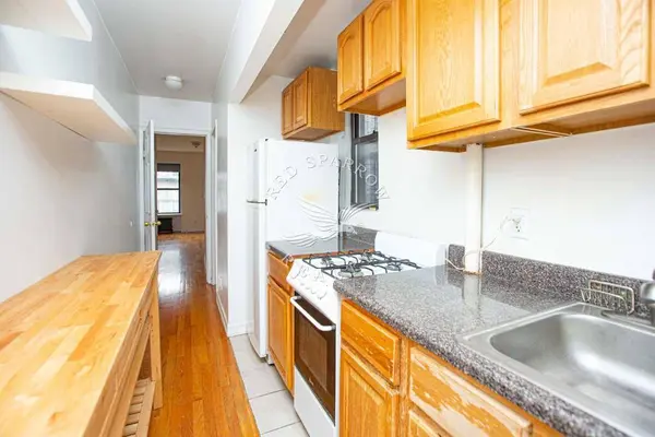 420 E 83rd Street #5E, Manhattan, NY 10028