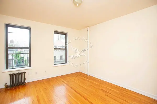 420 E 83rd Street #5E, Manhattan, NY 10028