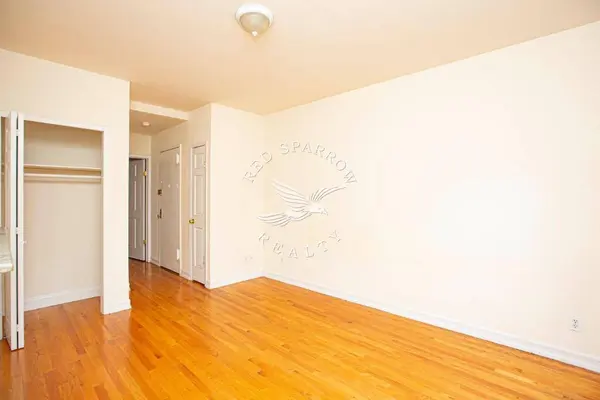 420 E 83rd Street #5E, Manhattan, NY 10028