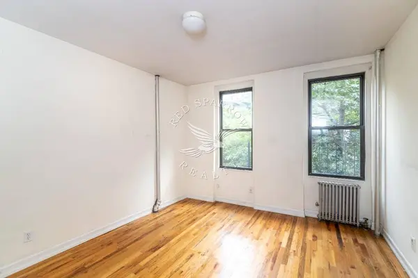 420 E 83rd Street #2W, Manhattan, NY 10028