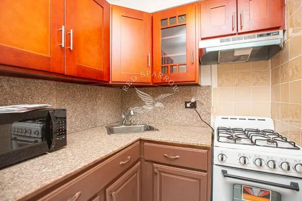 330 E 49th Street #5K, Manhattan, NY 10017