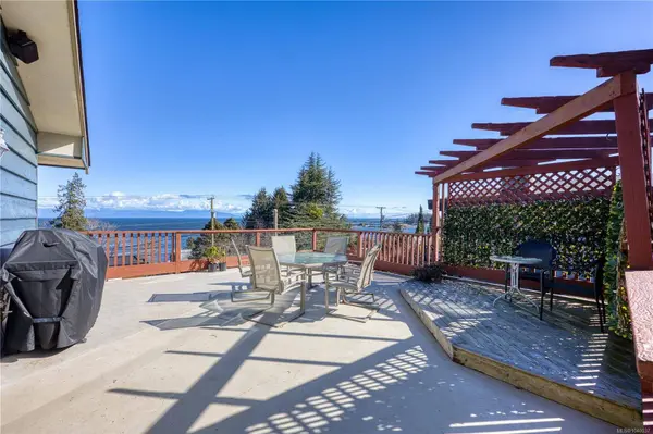 3971 Hammond Bay Rd, Nanaimo, BC V9T 1G4