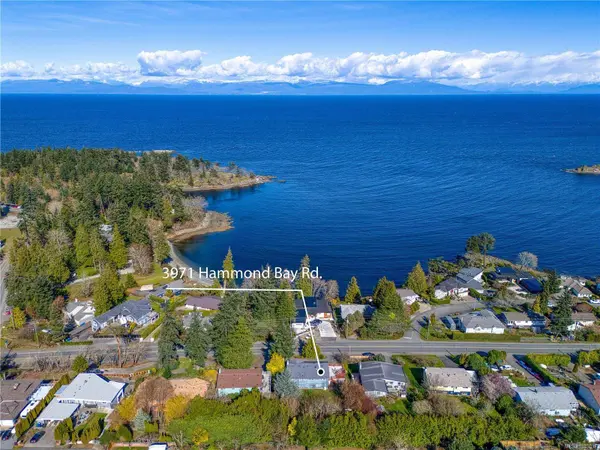 3971 Hammond Bay Rd, Nanaimo, BC V9T 1G4