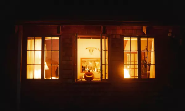 Hosting a Halloween Party? Here’s How to Stage Your Home Like a Pro