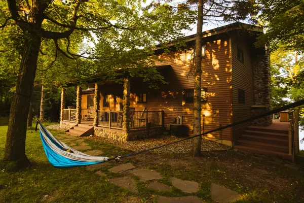 Should You Buy a Vacation Rental in Albuquerque? What Investors Need to Know