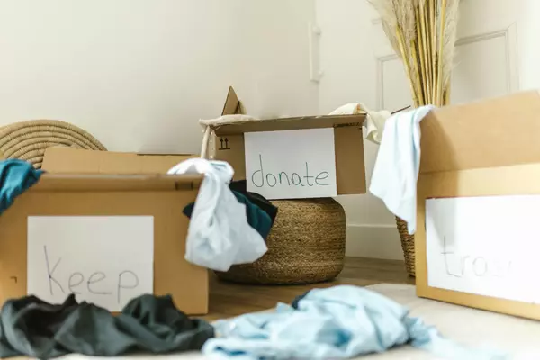 How to Declutter Without Overwhelming Yourself