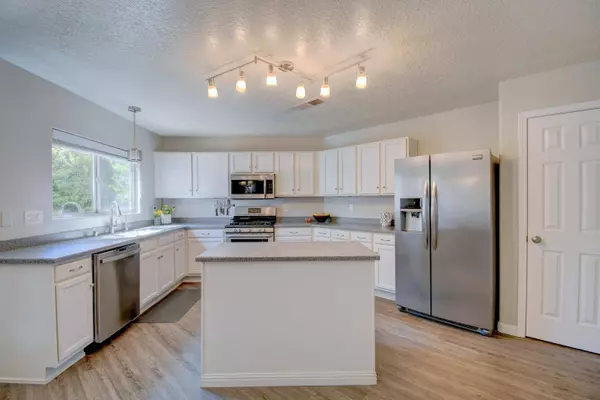 12416 TULAROSA TRL NE, Albuquerque, NM 87111
