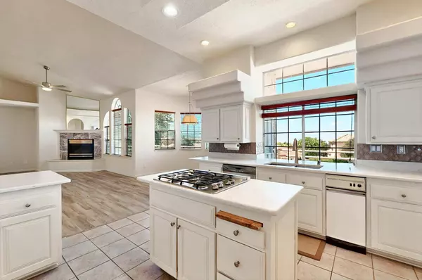 13808 SPIRIT TRAIL PL NE, Albuquerque, NM 87112